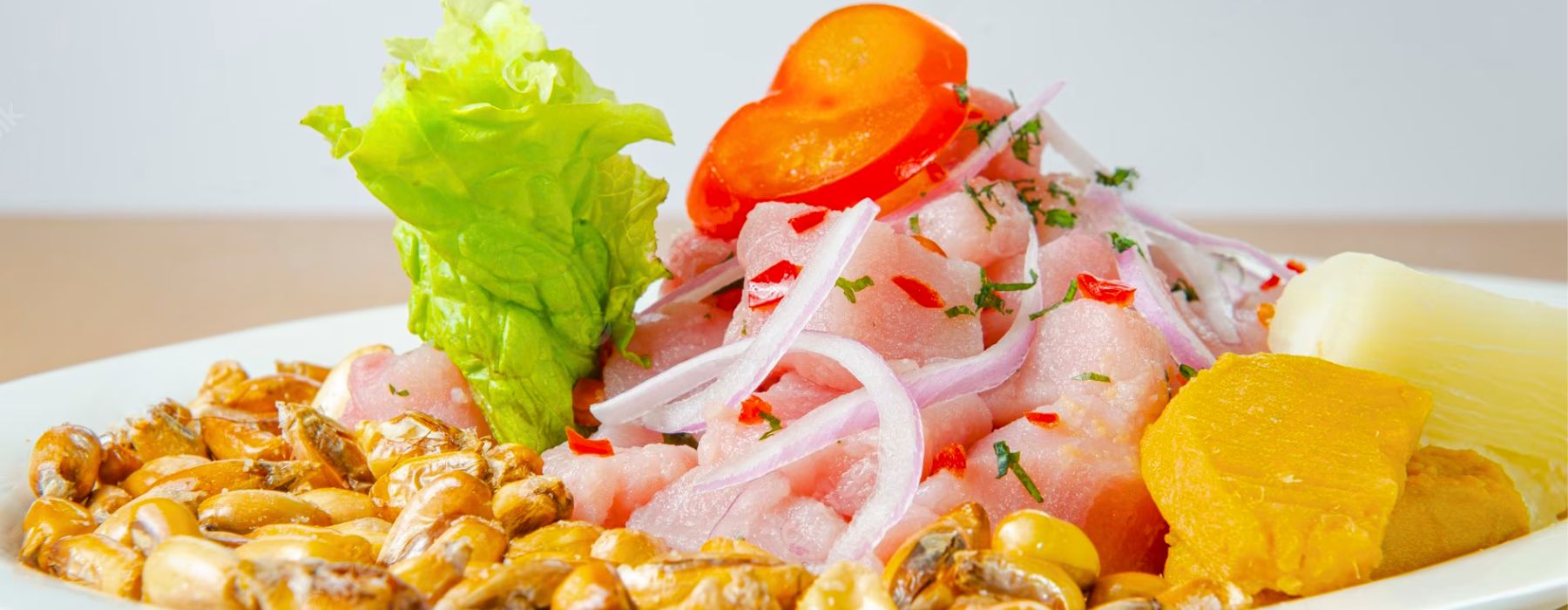 CEVICHE PÉRUVIEN : LE PLAT NATIONAL DU PÉROU
